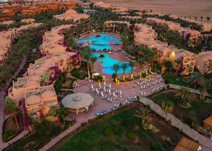 Dream Lagoon & Aqua Park Otel 4*